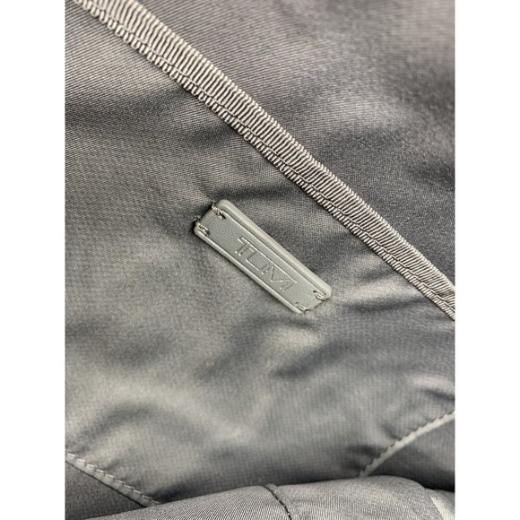 TUMI Nylon Tote Bag Laptop Travel Bag Gray Double Handles Zip Pockets Women's L - Picture 7 of 13